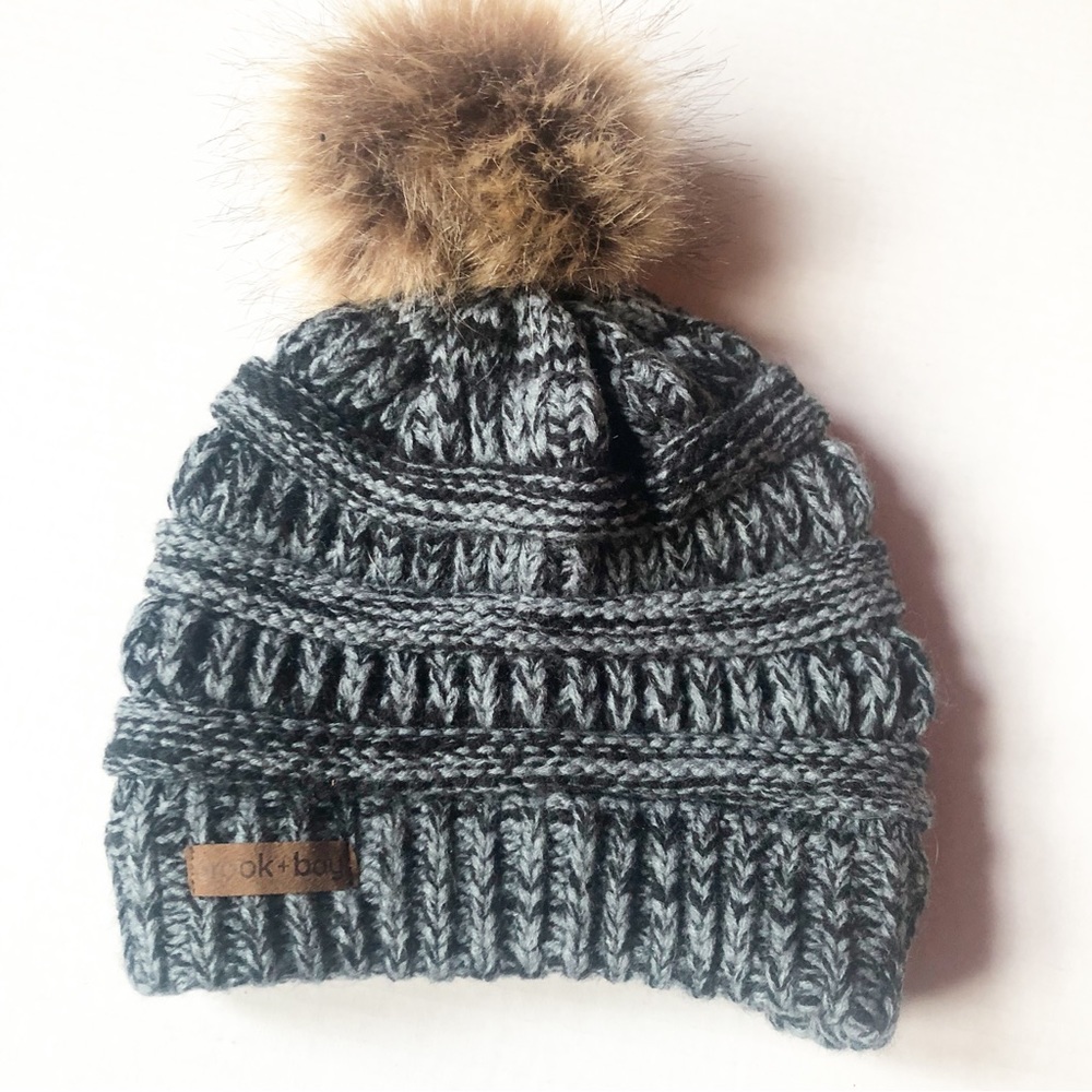 Brook and Bay Hat